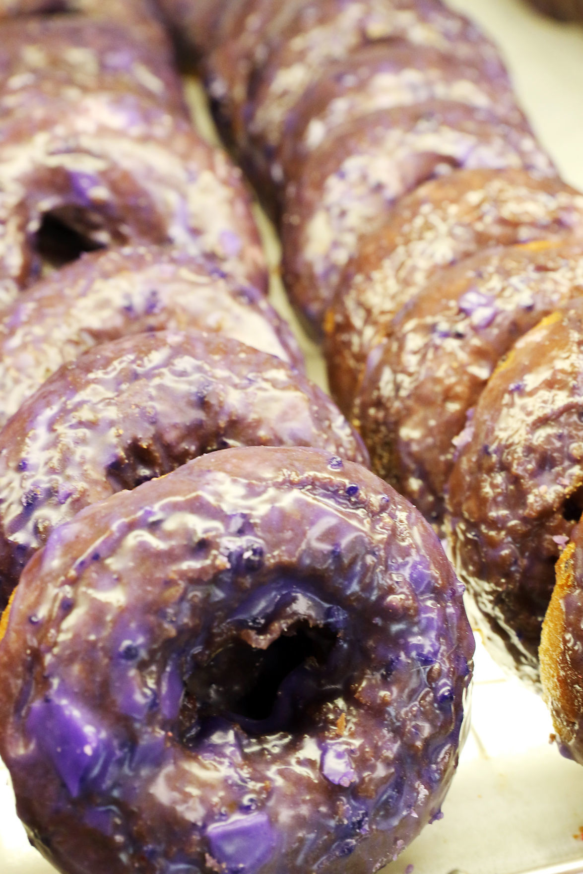 050218-qct-fea-donuts 003